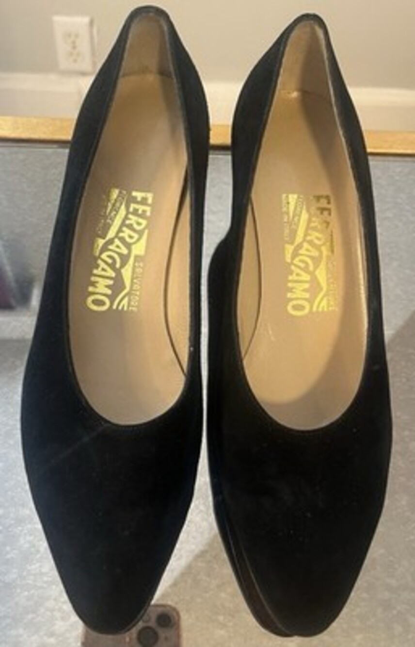 Suede Ferragamo Block Heels Black. Size 6B. Casual Elegance. Quiet Luxury